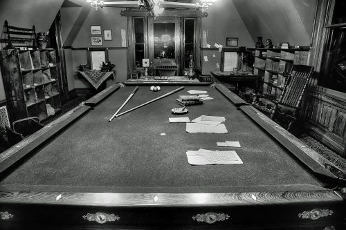 Billiards_Room_at_the_Mark_Twain_Home_(13829769114)
